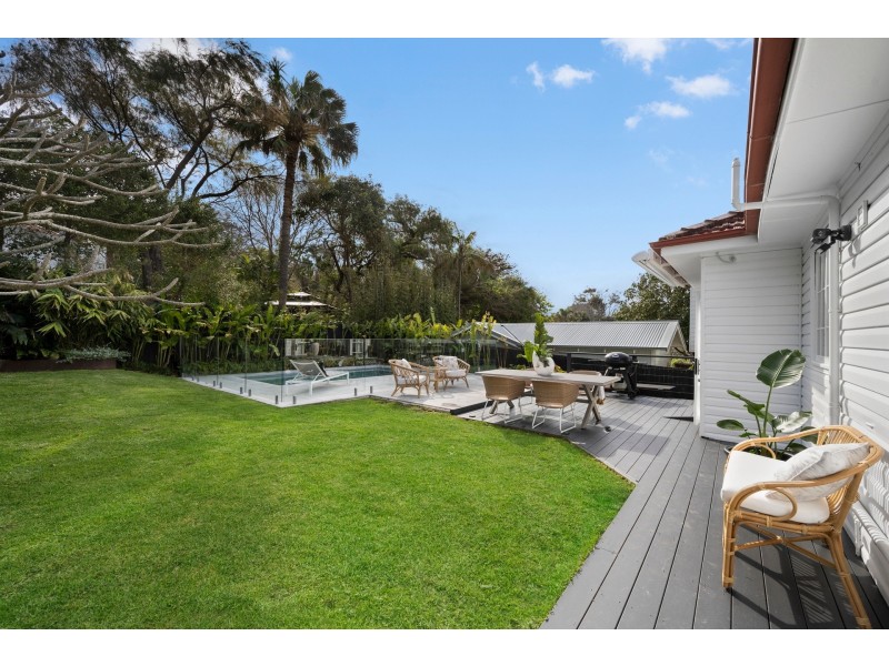 713 Barrenjoey Road, Avalon Beach NSW 2107