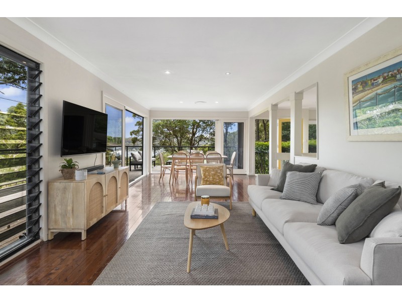 65 Dolphin Crescent, Avalon Beach NSW 2107