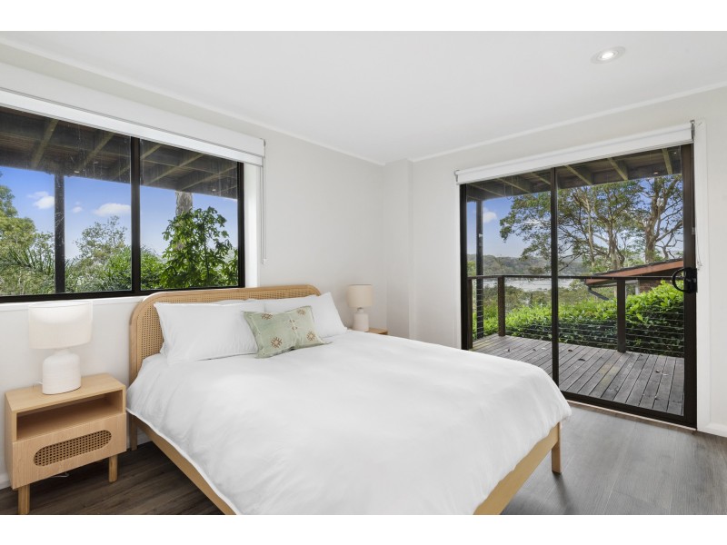 65 Dolphin Crescent, Avalon Beach NSW 2107