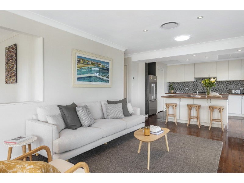 65 Dolphin Crescent, Avalon Beach NSW 2107