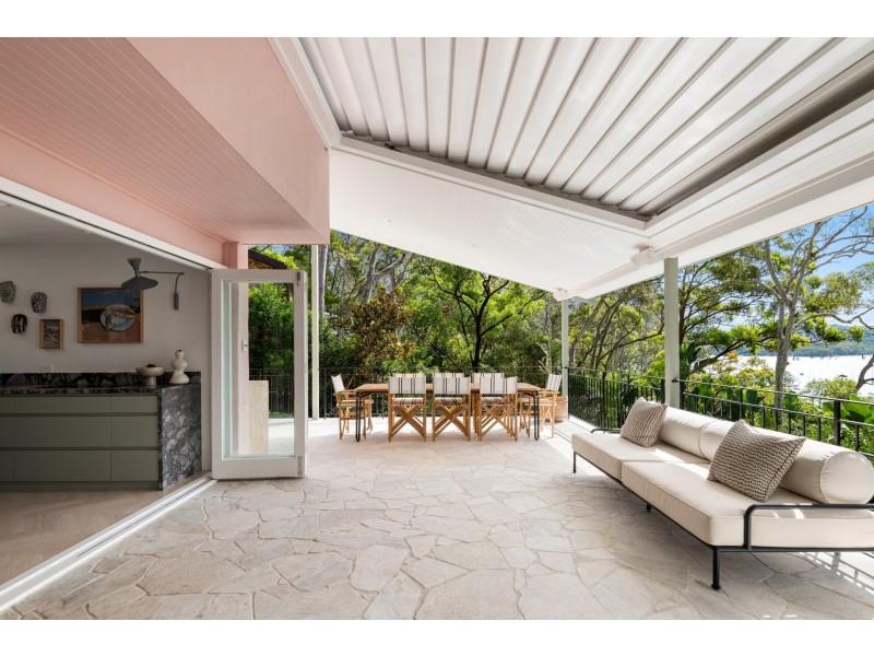 76 Hilltop Road, Avalon Beach NSW 2107