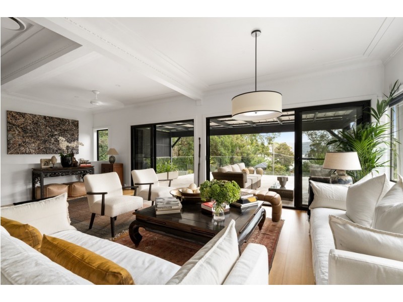 1 Delecta Avenue, Avalon Beach NSW 2107