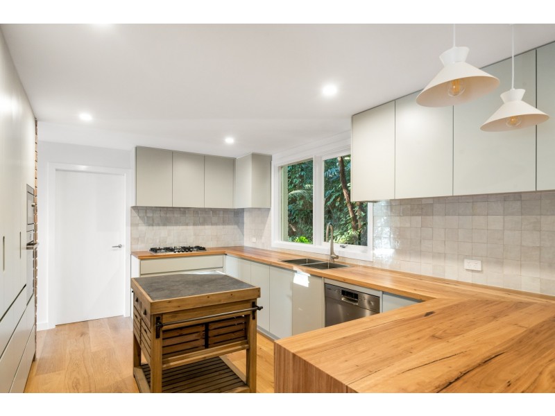 33 Beauty Drive, Whale Beach NSW 2107