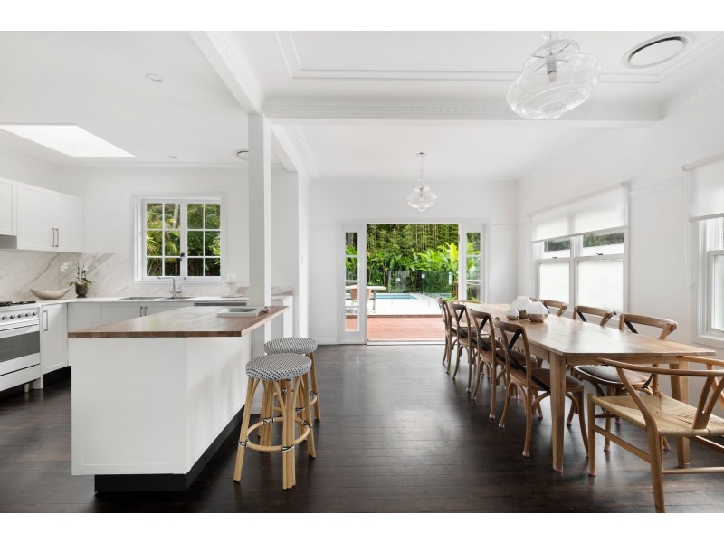 713 Barrenjoey Road, Avalon Beach NSW 2107