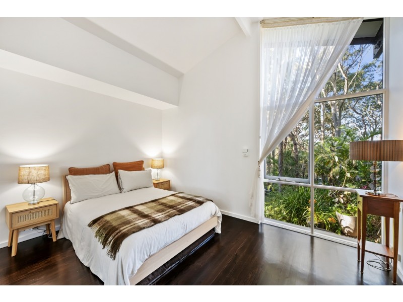 2 Riviera Avenue, Avalon Beach NSW 2107