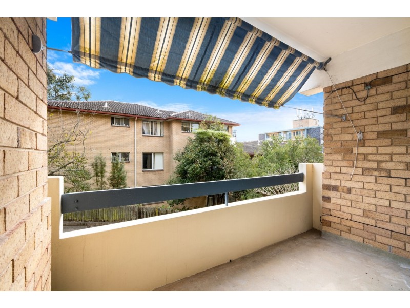 1/68 Pacific Parade, Dee Why NSW 2099