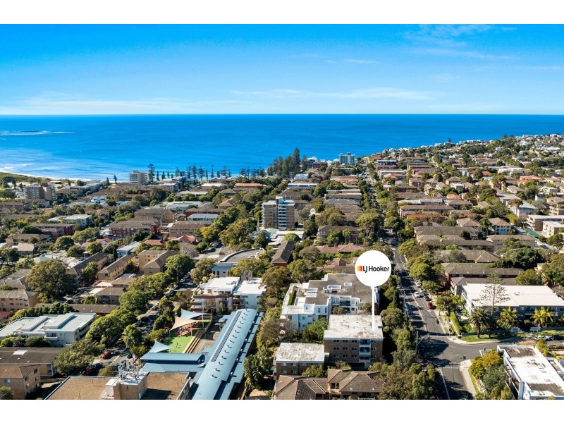 1/68 Pacific Parade, Dee Why NSW 2099