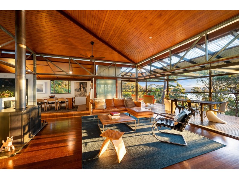 33 Hilltop Road, Avalon Beach NSW 2107