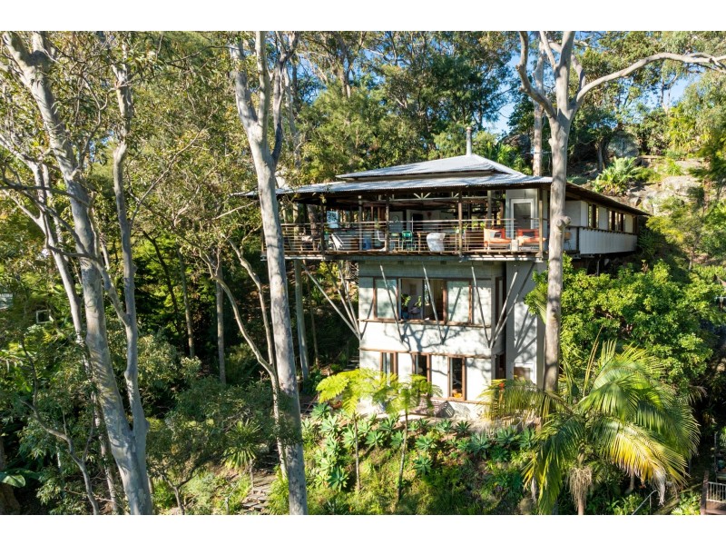 33 Hilltop Road, Avalon Beach NSW 2107