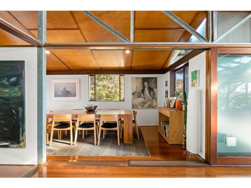 33 Hilltop Road, Avalon Beach NSW 2107