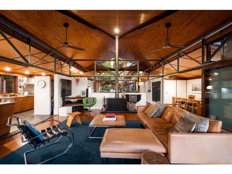 33 Hilltop Road, Avalon Beach NSW 2107