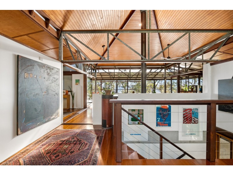 33 Hilltop Road, Avalon Beach NSW 2107