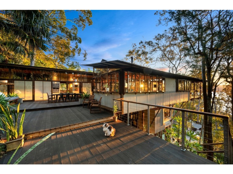 33 Hilltop Road, Avalon Beach NSW 2107