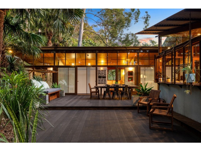 33 Hilltop Road, Avalon Beach NSW 2107