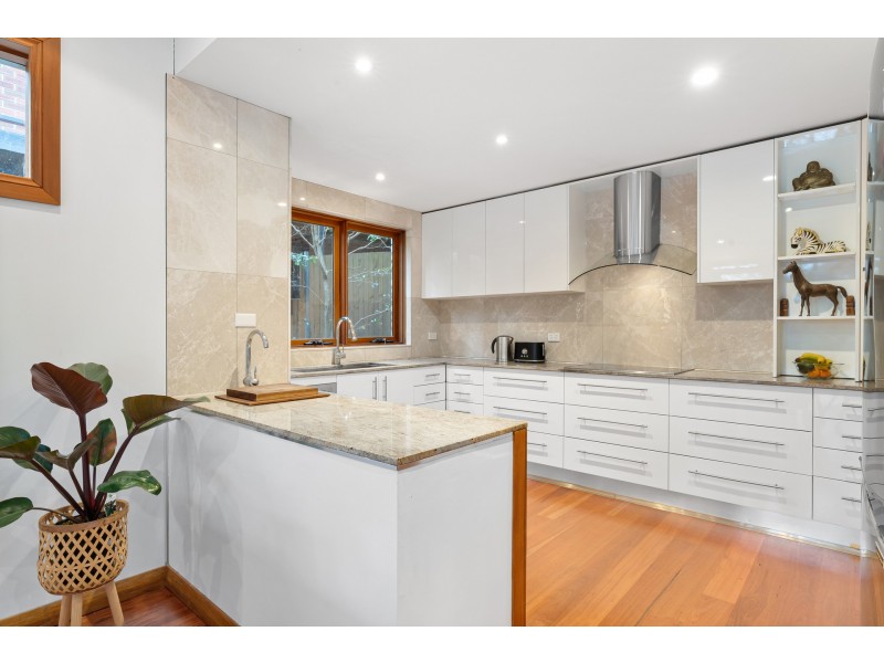 4 The Knoll, Avalon Beach NSW 2107