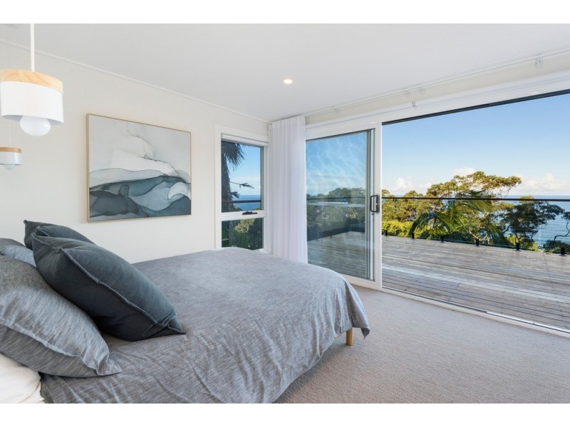 10 The Outlook, Bilgola Plateau NSW 2107