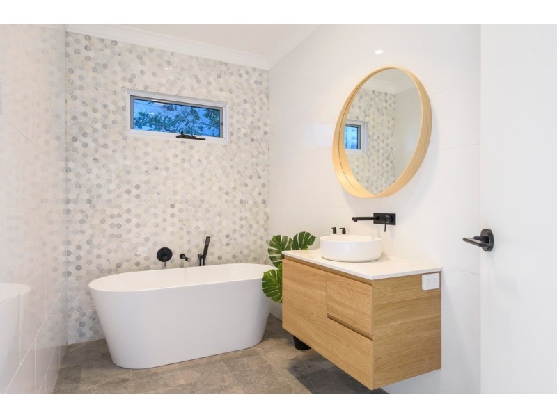 10 The Outlook, Bilgola Plateau NSW 2107