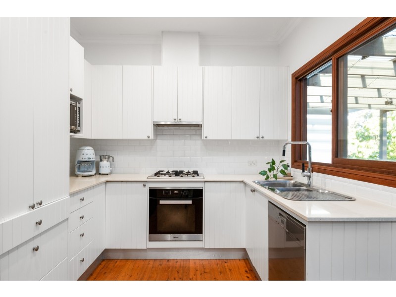 15A Dolphin Crescent, Avalon Beach NSW 2107