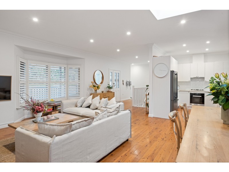 15A Dolphin Crescent, Avalon Beach NSW 2107