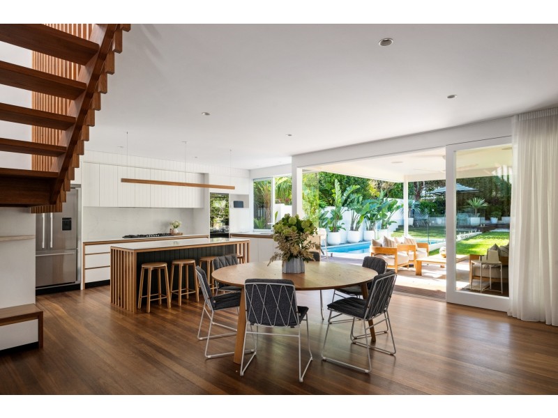 14 Bareena Road, Avalon Beach NSW 2107