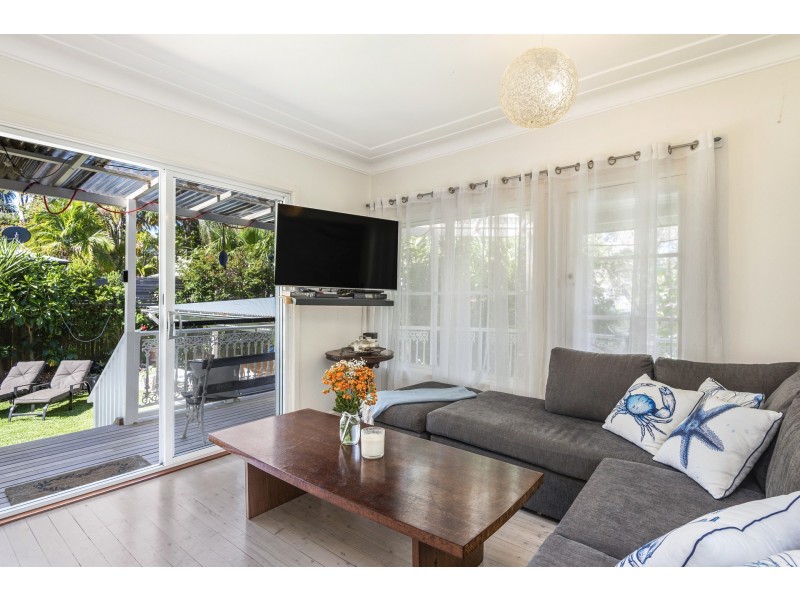 16 Robertson Road, Newport NSW 2106