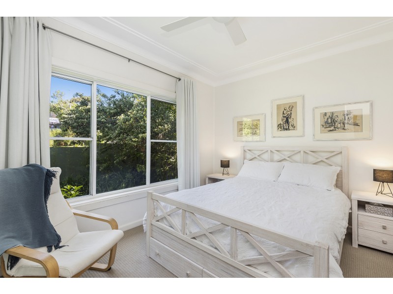 16 Robertson Road, Newport NSW 2106