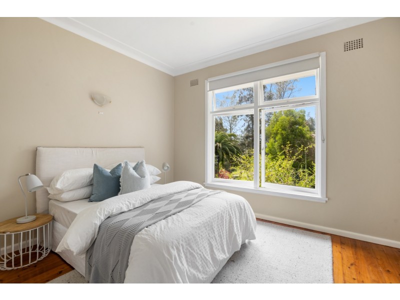 4 Old Barrenjoey Road, Avalon Beach NSW 2107