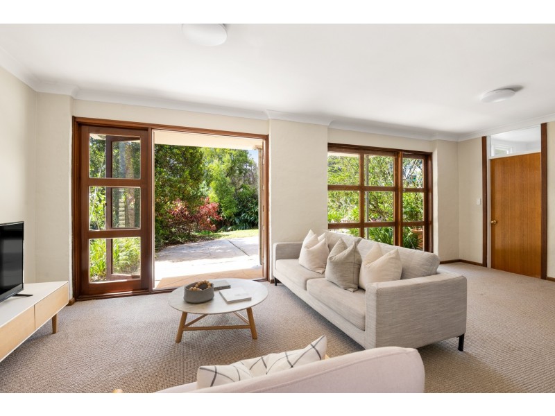 4 Old Barrenjoey Road, Avalon Beach NSW 2107