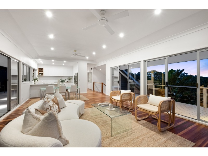 51 Dolphin Crescent, Avalon Beach NSW 2107