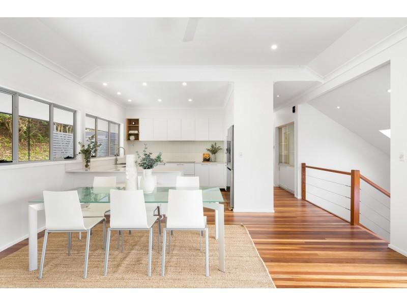 51 Dolphin Crescent, Avalon Beach NSW 2107