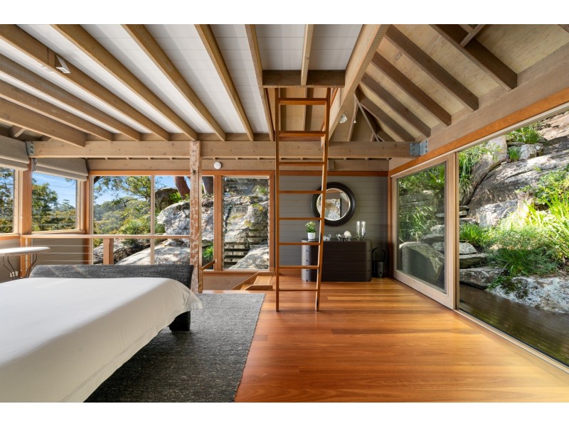 295 Hudson Parade, Avalon Beach NSW 2107