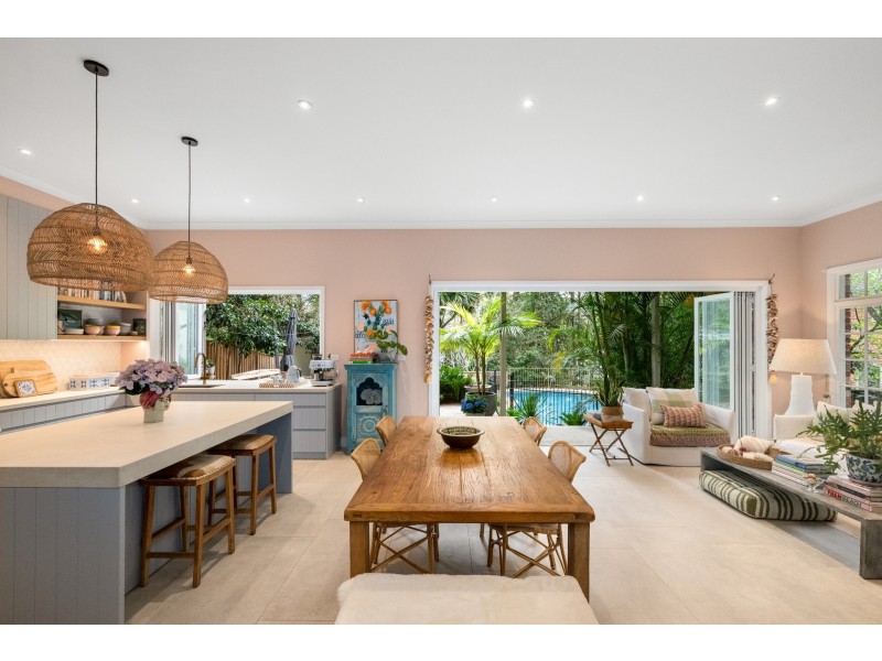 6 Coolawin Road, Avalon Beach NSW 2107