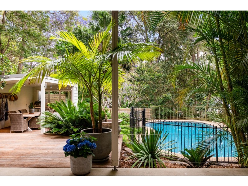 6 Coolawin Road, Avalon Beach NSW 2107