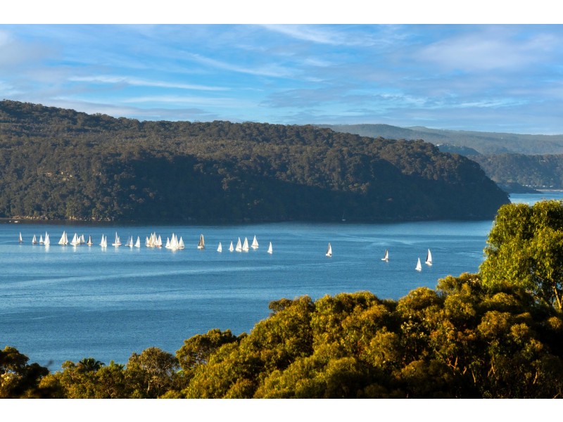 36 Loblay Crescent, Bilgola Plateau NSW 2107