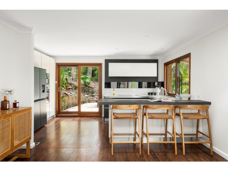 6 Burrendong Place, Avalon Beach NSW 2107
