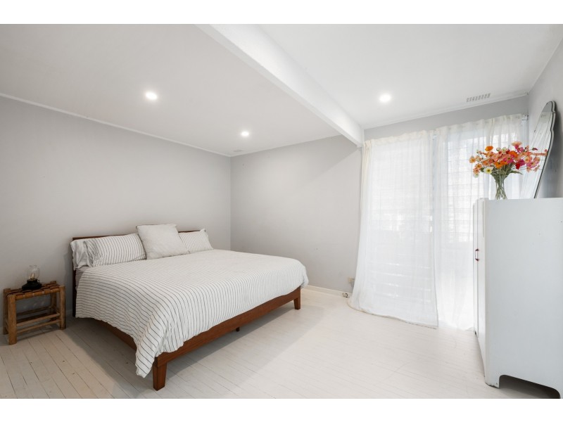 26 Dolphin Crescent, Avalon Beach NSW 2107