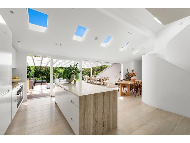 35 Bareena Road, Avalon Beach NSW 2107