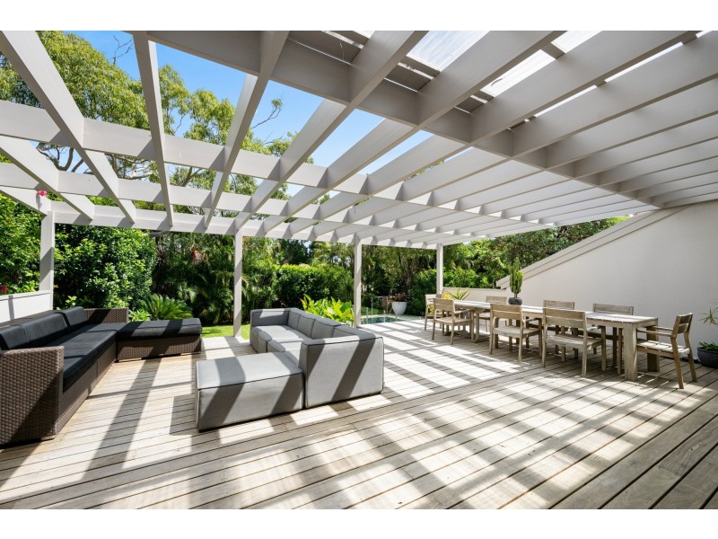 35 Bareena Road, Avalon Beach NSW 2107