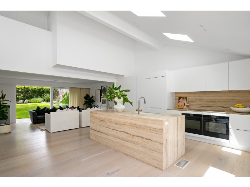 35 Bareena Road, Avalon Beach NSW 2107