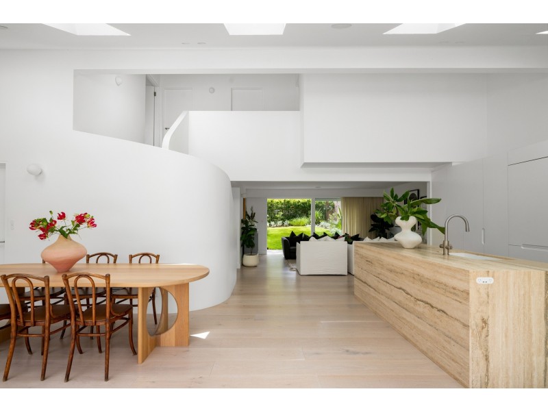 35 Bareena Road, Avalon Beach NSW 2107