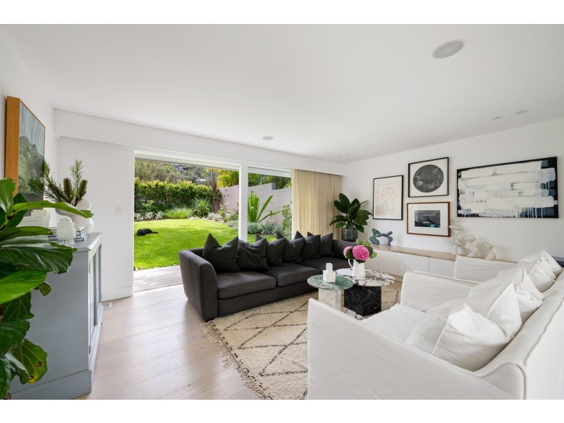 35 Bareena Road, Avalon Beach NSW 2107