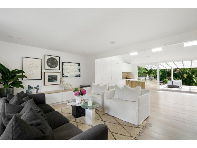 35 Bareena Road, Avalon Beach NSW 2107