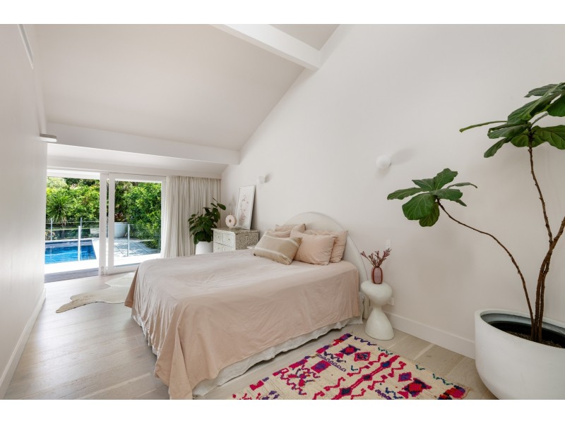 35 Bareena Road, Avalon Beach NSW 2107