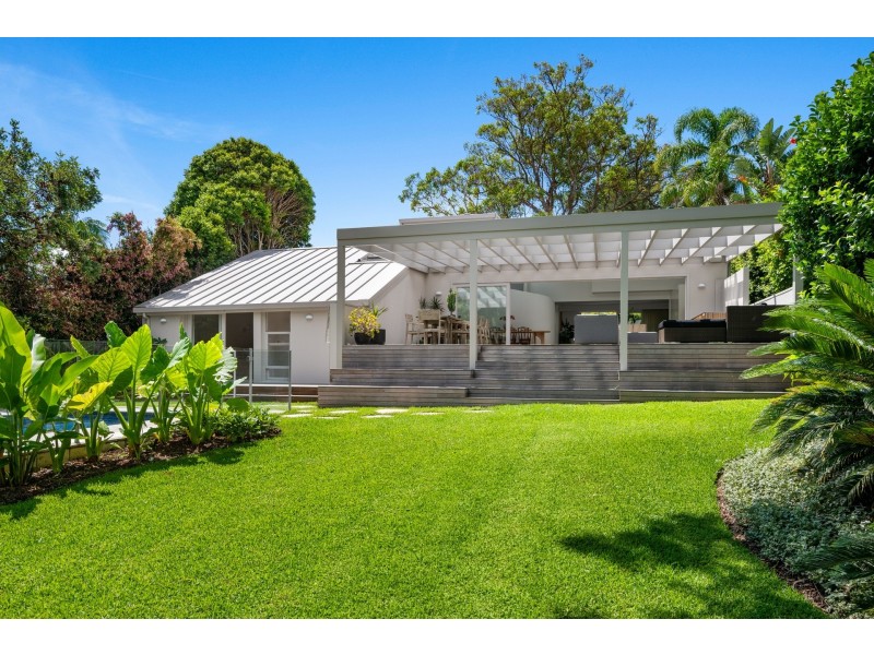 35 Bareena Road, Avalon Beach NSW 2107