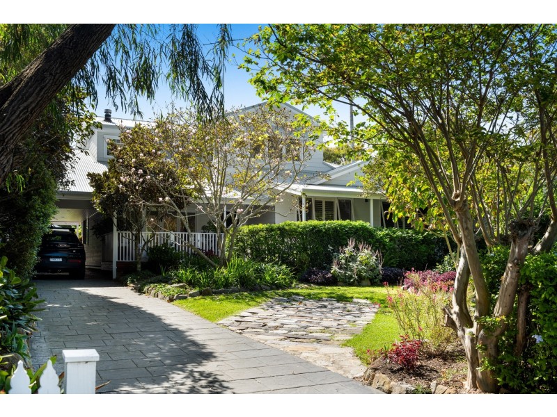 12 Catalina Crescent, Avalon Beach NSW 2107