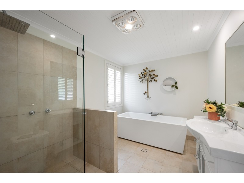 162 Central Road, Avalon Beach NSW 2107