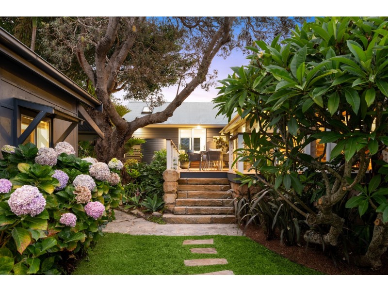15 Harley Road, Avalon Beach NSW 2107