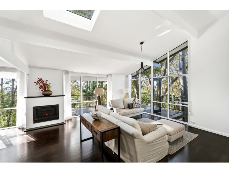 2 Riviera Avenue, Avalon Beach NSW 2107