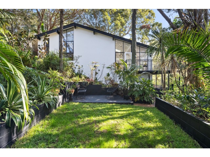 2 Riviera Avenue, Avalon Beach NSW 2107