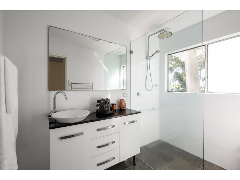 86 Riviera Avenue, Avalon Beach NSW 2107